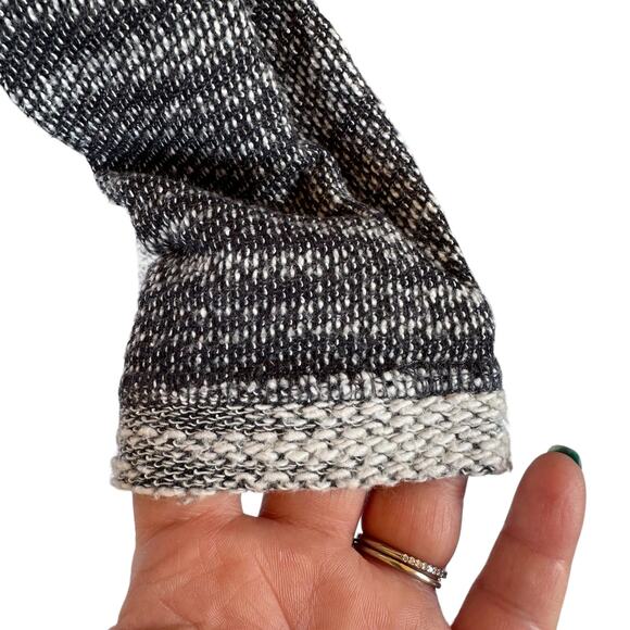 Maurices Cowl Neck Knit Pullover Sweater Women M Gray Crochet Pleated Patchwork - Picture 6 of 13